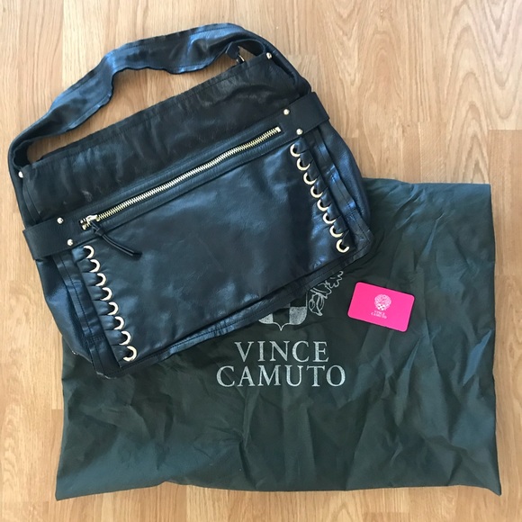 Vince Camuto Handbags - Vince Camuto bag